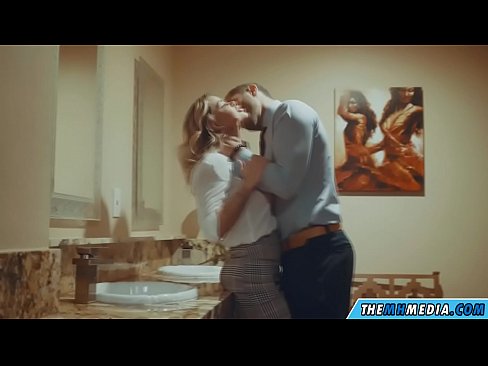 ❤️ Büyük memeli bir sarışın seni umumi tuvalette baştan çıkardığında ️❌ Porno videosu tr.desixxxtube.ru ❌️❤